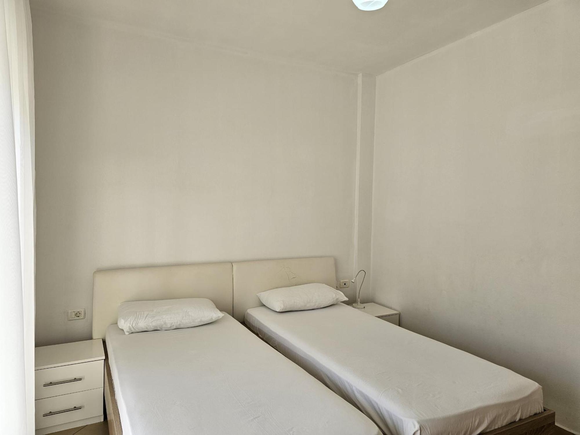 Svein Apartment Sarande Exterior photo