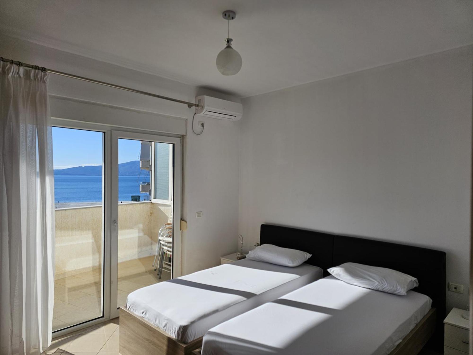 Svein Apartment Sarande Exterior photo