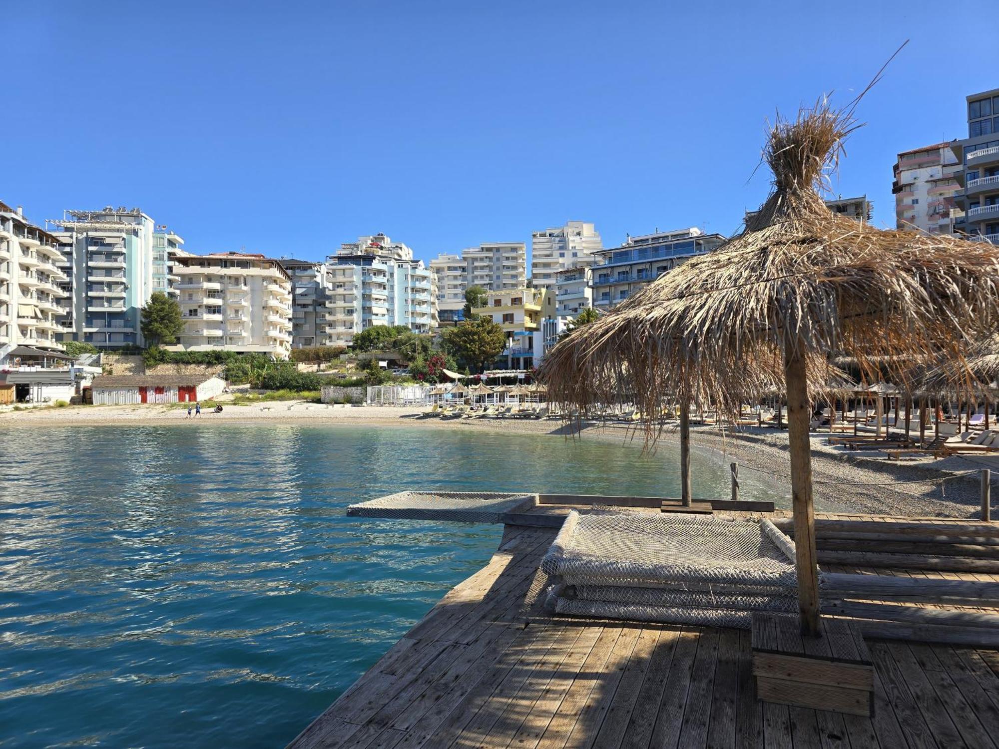 Svein Apartment Sarande Exterior photo